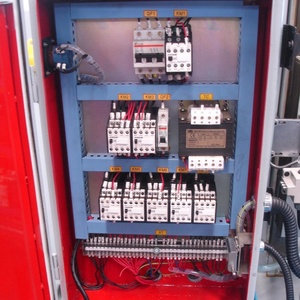 Fresatrice di Precisione Verticale X6332C con Funzione Automatica, Corsa Asse X di 800mm, Capacità di Carico Tavolo 200kg - Product Image 3