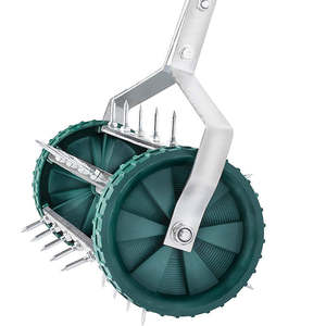 Aérateur de pelouse en acier manuel de 18 pouces Aérateur de pointe de pelouse roulant de qualité bricolage Fournitures d'aération du sol de pointe rotative de jardin et de cour - Product Image 3