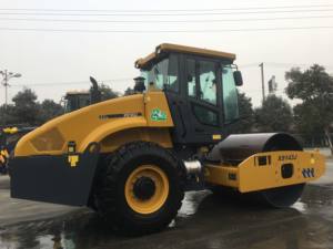 Single Drum Vibrations verdichter XS143J 14 Tonnen Vibrator-Verdichter walze mit Padfeet - Product Image 5