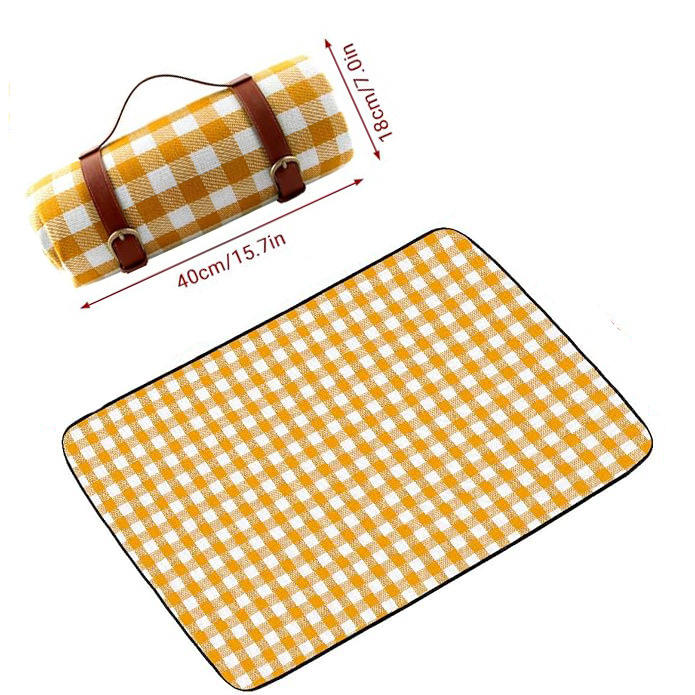 หนังลายสก๊อตเล็กสีเหลืองและสีขาว