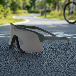 Durable Comfortable Fit Sports Climbing Sunglasses with UV400 Protection and Mirrored Lenses for Outdoor <b>Eyewear</b> - Product Image 3