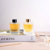 Flacon de parfum roll-on en verre transparent rond de 150 ml pour diffuseurs de parfum d'intérieur avec emballage cadeau haut de gamme