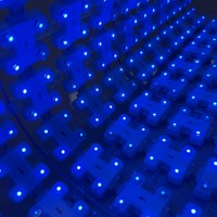 Écran LED en maille flexible P25, écran vidéo couleur, rideau LED transparent, écran en grille, façade média LED pour bâtiments