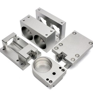 อะนตัน พรีซิชั่น ชิ้นส่วนอะลูมิเนียมและสแตนเลสที่ผลิตด้วยเครื่อง CNC บริการตัดเฉือนตามแบบ ความแม่นยำสูง เส้นผ่านศูนย์กลางสูงสุด 600 มม. พร้อมการตกแต่งพื้นผิวอย่างดี - Product Image 1