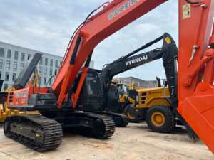 รถขุดตีนตะขาบฮิตาชิ ZX350H มือสอง นำเข้าจากญี่ปุ่น น้ำหนัก 35 ตัน สำหรับงานหนัก ขุดเหมือง ระบบไฮดรอลิก สภาพดี บำรุงรักษาอย่างสม่ำเสมอ - Product Image 4