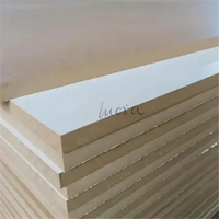 Panneau en MDF mélaminé 8 mm-21 mm E1 résistant à l'humidité, grain de bois brillant pour meubles