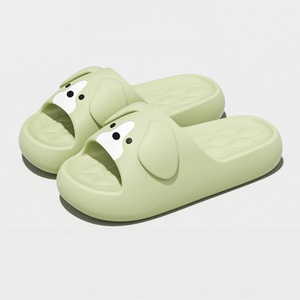 Tongs en tricot à motif chien – Chaussons d'intérieur tendance, antidérapants et anti-odeurs, divers styles - Product Image 3