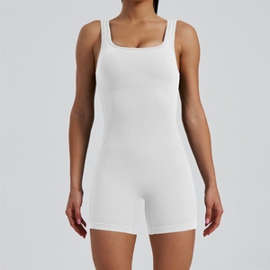 Combinaison de yoga sans couture de style européen et américain, directement de l'usine, pour femmes, avec <span class=keywords><strong>short</strong></span> intégré et col carré, idéale pour le fitness - Product Image 6