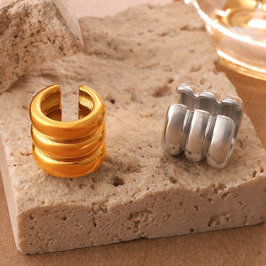 ต่างหูรูปตัวยูทรงเรขาคณิต สแตนเลสสตีล ชุบทอง 18K เครื่องประดับแฟชั่นสำหรับทุกเพศ - Product Image 3