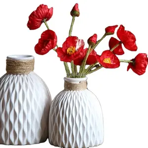 家居家具桌面配件饰品瓷花花瓶，现代圆形手工装饰陶瓷花瓶