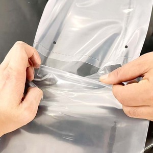 Sac de messagerie Telda 9C, imperméable, auto-scellant, emballage pour livraison express, capacité de charge de 10 kg, impression de logo personnalisée disponible - Product Image 1