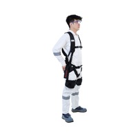 Exosquelette motorisé industriel à dos métallique pour la manutention, avec ceinture élastique et protection renforcée pour l'amélioration de la force des cuisses externes, version continentale
