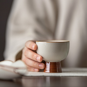 Retro Ru Ware Stemmed <b>Teacup</b> Ceramic Single Cup Crackle Glaze For Kung Fu Tea Tasting Cup Beige New Chinese Style - Product Image 1
