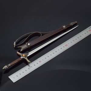 Film magique <span class=keywords><strong>Le</strong></span> <span class=keywords><strong>Seigneur</strong></span> <span class=keywords><strong>des</strong></span> <span class=keywords><strong>Anneaux</strong></span> Personnage Galadriel Équipement Exclusif Métal Artisanat Épée Porte-clés Cadeau En Alliage De Zinc 22cm - Product Image 6