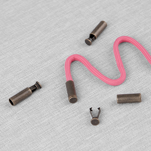 थोक कस्टम धातु लोगो ड्रा कॉर्ड स्टॉपर समायोज्य ड्रॉस्ट्रिंग स्टॉपर समायोज्य ड्रॉस्ट्रिंग स्टॉपर - Product Image 6