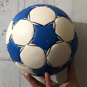 Balones de Balonmano de Material PU con Logotipo Personalizado, Tamaños 1, 2 y 3, Cosidos a Mano en Cuero de Alta Calidad, Balones de Balonmano de Primera Calidad para Partidos - Product Image 3