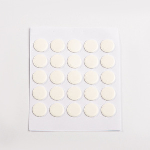 จุดกาวสองหน้า PVC รูปทรงกลม แข็งแรง ไม่ทิ้งคราบ สำหรับตกแต่ง ใช้งานทั่วไป - Product Image 5