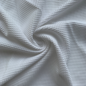 قماش شبكي 100% بوليستر 220 جرام/متر مربع بعرض 170 سم مقاوم للتجعد وماص للرطوبة وقابل للتنفس وسريع الجفاف ومقاوم للمواد الكيميائية - Product Image 1