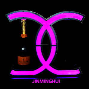 गर्म बिक्री आधुनिक शैली डबल सी बोतल डिस्प्ले रैक के साथ एलईडी चमकदार प्रकाश अनुकूलित लोगो दो स्टेनलेस स्टील धारकों - Product Image 5