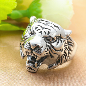 Tiger Head <b>Ring</b> Men's Stainless Steel Retro Gold Animal Shape Punk Style Jewelry Gift - Product Image 2