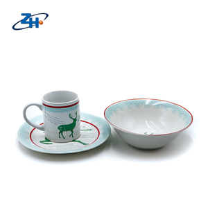 Juegos de vajilla de cerámica con impresión de logotipo personalizada, juegos de vajilla de cerámica pintados a mano de 3 piezas con tazas <span class=keywords><strong>y</strong></span> tazón, taza china barata - Product Image 2