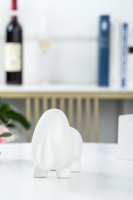 Figurine de rhinocéros en céramique contemporaine minimaliste pour la décoration de la maison, avec taille et couleur personnalisables, cuisson à haute température