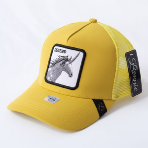 Cappello Trucker Assemble Legend con Ricamo Unicorno, Tessuto a Rete, Regolabile, Unisex, Casual, Primavera-Estate, 6 Pannelli - Product Image 1