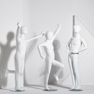 Mannequin Homme en Plastique Réaliste et Robuste pour Centre Commercial – Modèle Humain Décoratif de Haute Qualité – Offre Spéciale - Product Image 2
