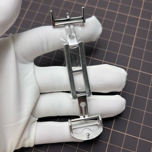 <span class=keywords><strong>Boucle</strong></span> déployante papillon de luxe en acier inoxydable poli miroir 18 mm <span class=keywords><strong>or</strong></span> rose et argent pour bracelets de montre - Product Image 3
