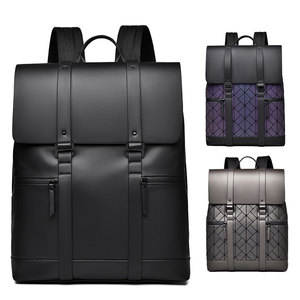 Zaino da Uomo Elegante per Lavoro e Viaggio con Fodera in Denim e Poliestere, Capacità 20-35L, Tracolla Curva - Product Image 1