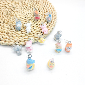 ShanHai dessin animé canard bouchon anti-poussière breloque Kawaii bouchon anti-poussière prise de <span class=keywords><strong>Port</strong></span> de Charge pour iPhone Type C Protection contre la poussière 3.5MM bouchon de prise - Product Image 5
