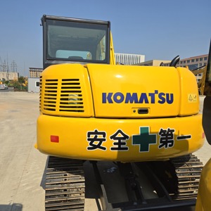 Venta de Fábrica: Excavadora Komatsu PC70 Usada, Excelente Estado, 7 Toneladas, Capacidad de Cucharón de 0.33m, Motor, Caja de Cambios, Bomba de Engranajes - Product Image 3