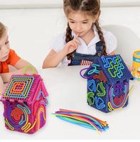 Venta caliente niños 3D tablero de actividad sensorial de silicona juguete educativo Fidget Cube alivio del estrés y entrenamiento de ansiedad