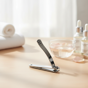 Cortaúñas Profesional de Acero Inoxidable de Alta Resistencia, Diseño Ergonómico Grande, Herramienta de Corte Afilada para Manicura y Pedicura, Hecho en Corea del Sur - Product Image 3