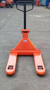 Transpaleta Hidráulica Manual WELIFTRICH de 2.0 Toneladas con Impresora, Ruedas de PU, Ancho de Horquillas 550/685mm, Altura de Elevación 205mm, Certificación CE - Product Image 4