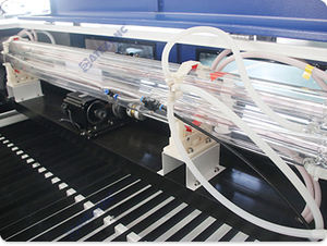 เครื่องตัดและแกะสลักด้วยเลเซอร์ CO2สำหรับการประมวลผลบอร์ดแสดงผลแผงไฟและกล่องบรรจุภัณฑ์ - Product Image 4