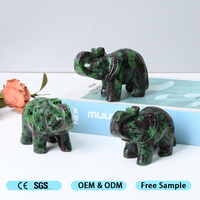Elefante Tallado a Mano en Cristal de Rubí Zoisite Natural de Buena Calidad para Decoración