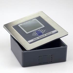 Oredy có thể nhận ra cửa xoay tự động mà không cần chạm vào bảng chuyển đổi cảm biến tay - Product Image 2