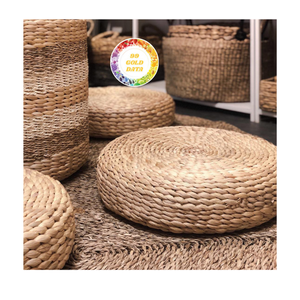 Vente en gros au Vietnam 2024-Coussin de sol tressé en jacinthe d'eau avec logo et forme personnalisés fait à la main - Product Image 1