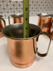 Tasses à mules en cuivre poli brillant d'excellente qualité pour les outils de bar et les barmans disponibles à un prix abordable - Product Image 3