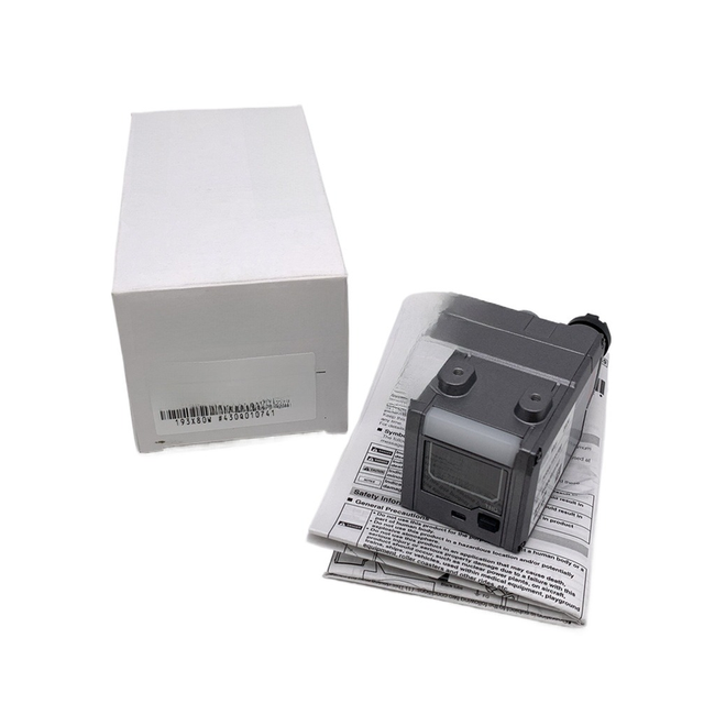 KEYENCE SR-X80W Industrial Barcode Scanner with Long Range for Wireless Handheld QR Code Reader