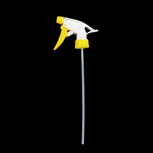 Spray Nozzle For Beverage Bottles And Gardening 60-80 Mm Plastic Quick Connect Angle Adjustable Watering Nozzles - Product Image 2