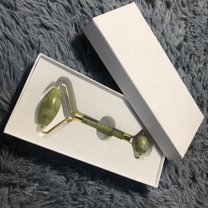 High quality anti aging xiuyan green jade roller massager set with box for face