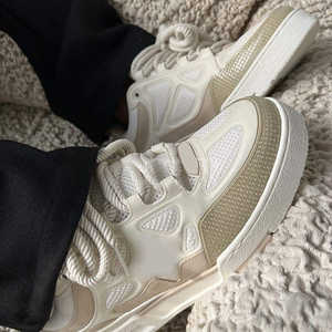 <span class=keywords><strong>2025</strong></span> Nuove Sneakers da Uomo di Alta Qualità all'Ingrosso, Scarpe Sportive di Design alla Moda per Skateboard e Tempo Libero - Product Image 2