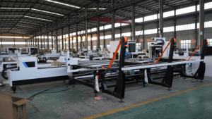 Machine de découpe laser à fibre <span class=keywords><strong>Lasermax</strong></span> 3000w alimentation entièrement automatique pour tube en cuivre en acier au carbone tube rond carré - Product Image 3