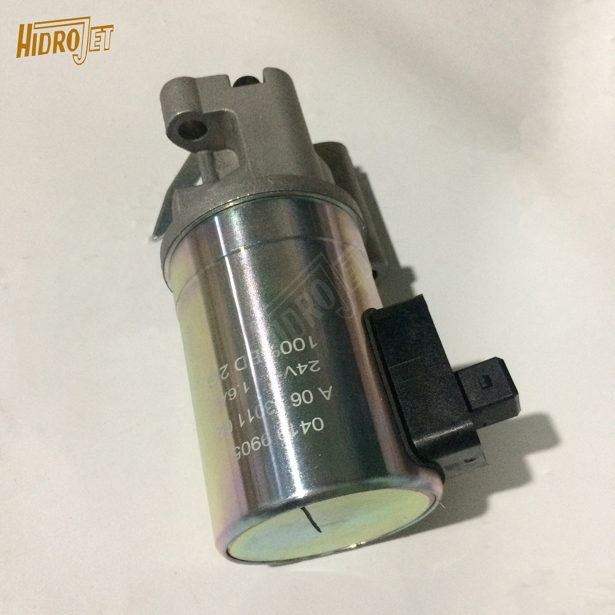 てぷぷ　0805 Amazon.com: FridayParts 12V ELECTRIC Fuel Pump VOE11802736