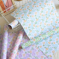 Papier d'emballage floral frais avec motifs floraux, série de papiers d'emballage à thème floral, papier artistique pour créer une ambiance