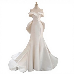 Elegante Abito <span class=keywords><strong>da</strong></span> Sposa a Sirena in Raso Francese con Spalle Scoperte, Strass e Strascico Lungo, Senza Spalline, Ideale per <span class=keywords><strong>Cerimonia</strong></span> e Ricevimento - Product Image 1