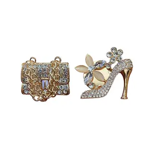 High Heel Shoe Magic Bag Rhinestone Car Air Freshener Vent Clip Charms Crystal Bling Car Accessories