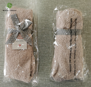 Zero Khuyết Tật Siêu Mềm 100% Polyester Đàn Ông Phụ Nữ Phụ Nữ Ấm Fuzzy Micro Lông Sợi Dệt Kim Dép Mùa Đông Vớ Sàn Nhà - Product Image 3